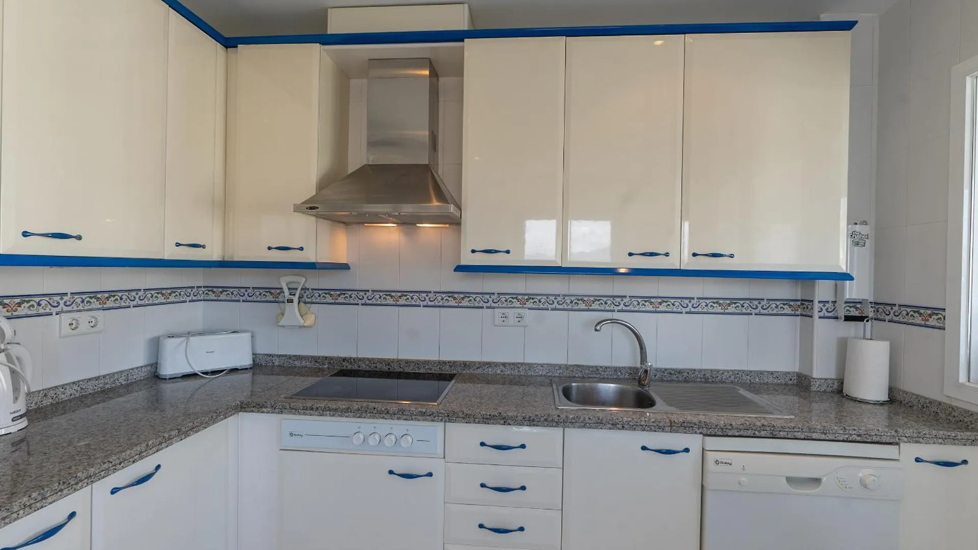 952 Marina Duquesa Apartman Manilva